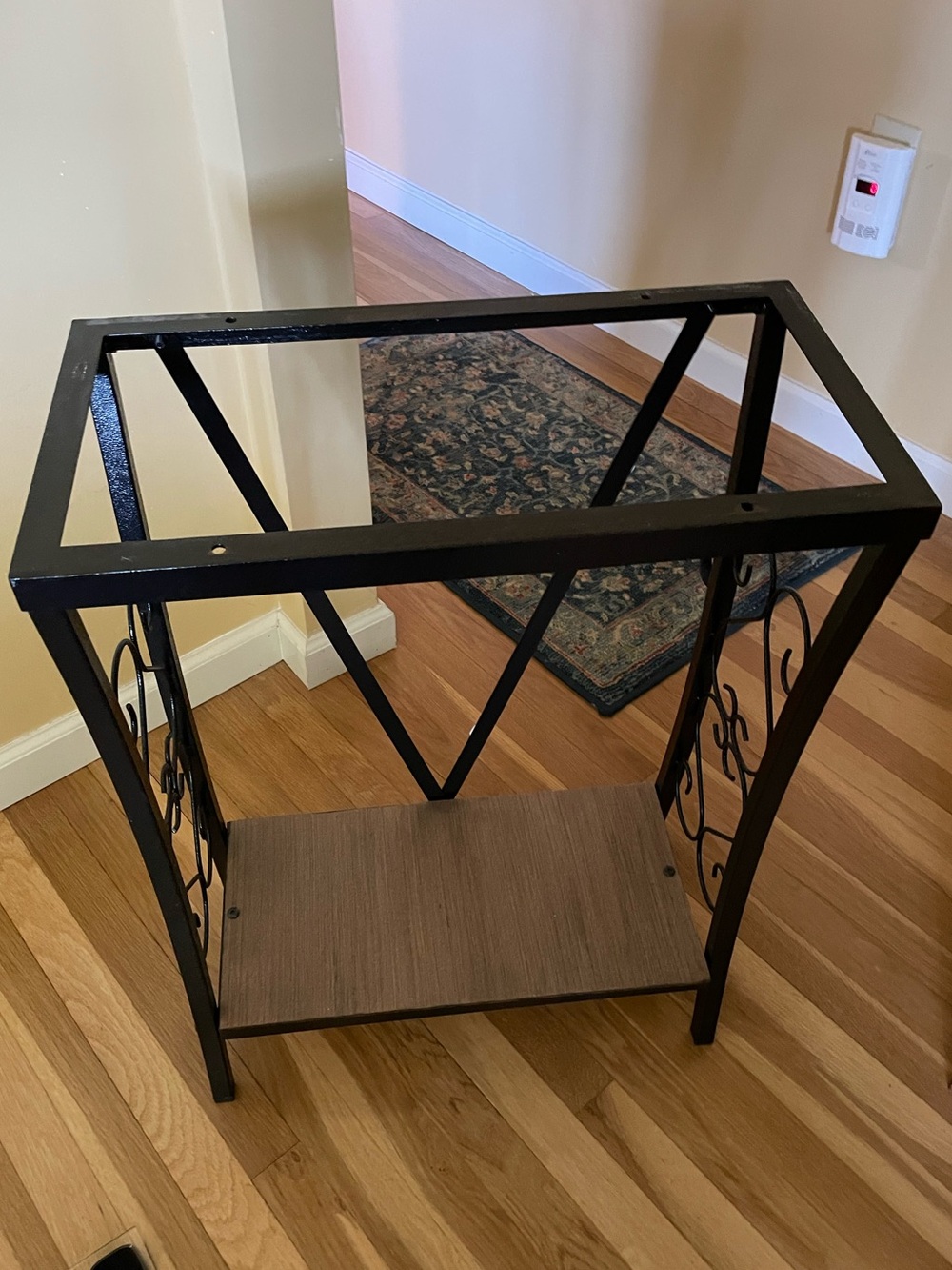 Metal fish tank stand